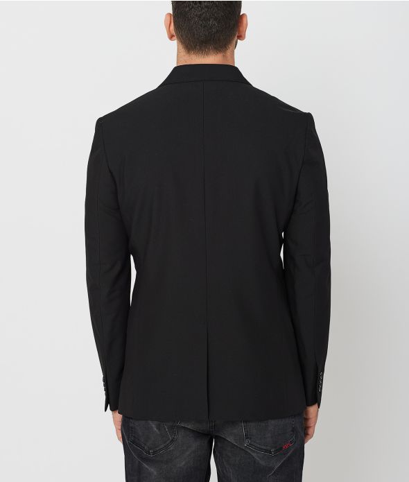 OSCAR DZSEKI, FEKETE