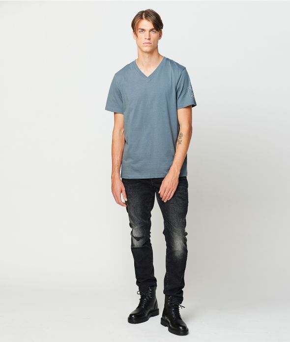 IGORA V-NECK T-SHIRT, GREY