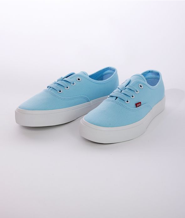 SELAH SNEAKERS, LIGHT BLUE