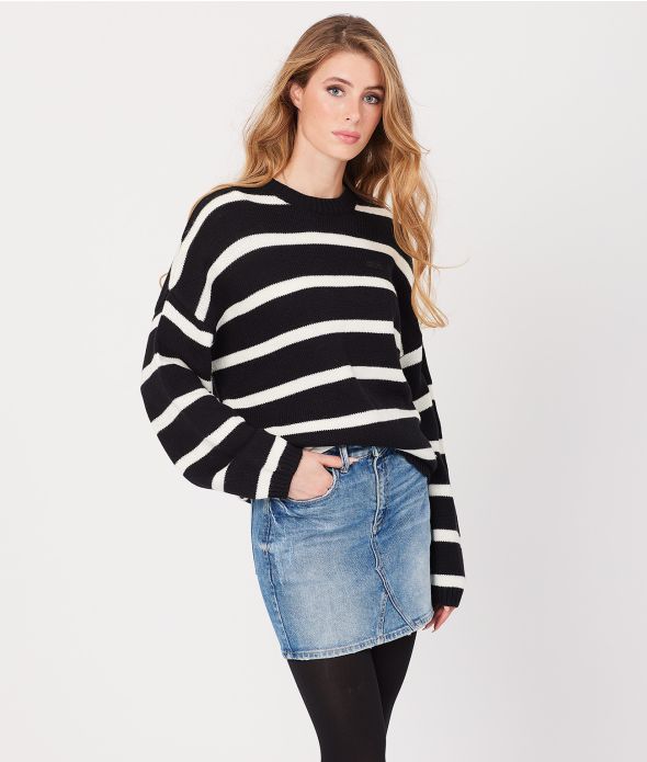 IZZY LOOSE SWEATER, BLACK