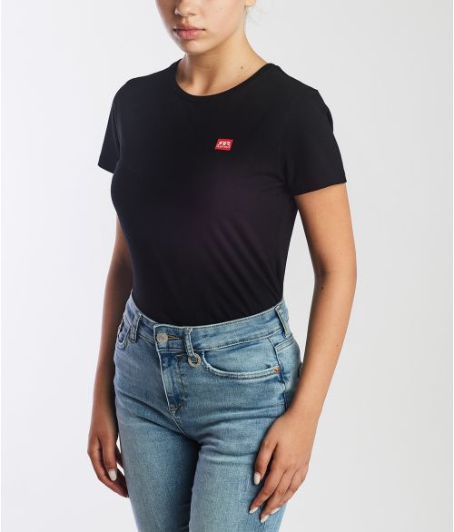 ELIZABETH ROUND T-SHIRT, BLACK